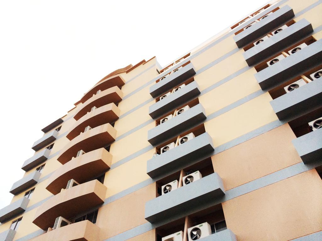 Grand Living Place Bangkok Exterior foto